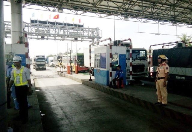 Southern Vietnam tollgate shuts down over repeated opposition from drivers