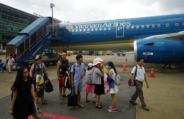 ​Vietnam jails Chinese man for stealing over $17k on domestic flight