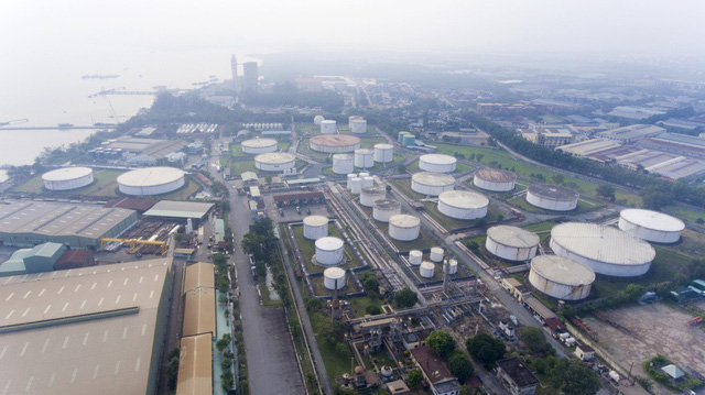 Proposed upgrade for Saigon oil refinery raises safety, environmental concerns