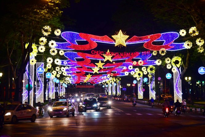 Ho Chi Minh City partially blocks boulevard for days-long New Year celebration
