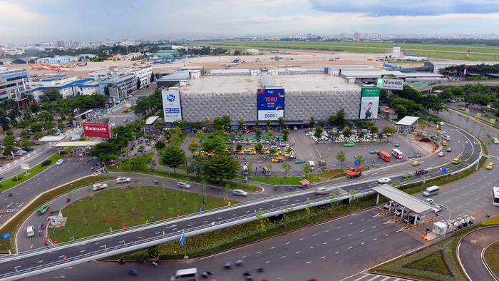 Airport operators defy Vietnam government inspectorate conclusion to collect road fee