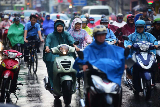 ​Unseasonal rains dampen Ho Chi Minh City, southern provinces