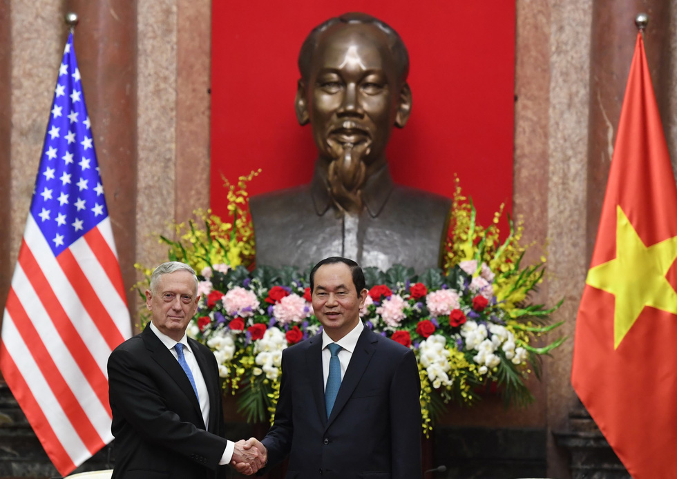 ​US Secretary of Defense wraps up busy day in Hanoi (photos)