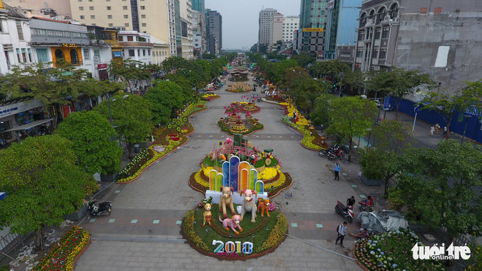 ​​Nguyen Hue Flower Street officially opens to visitors