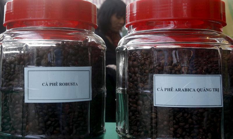 ​Asia Coffee-Indonesia picks up ahead of mini harvest, Vietnam slows