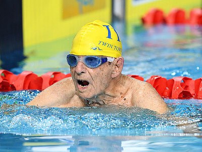 ​Australian 99-year-old smashes age world record in pool