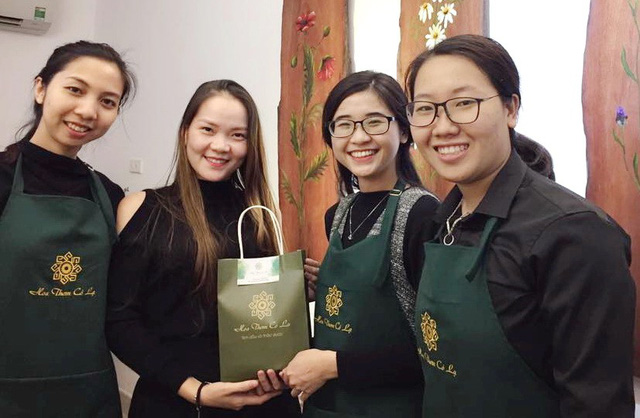 ​Road to success of three Vietnamese women with essential oil