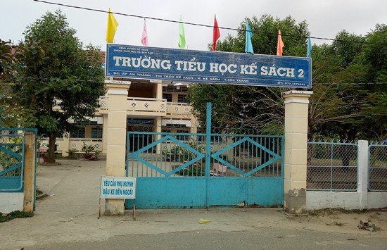 ​Cases of teacher-student misconduct muddy Vietnamese classroom environment