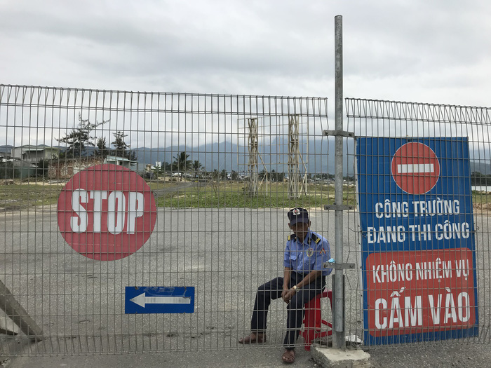 ​Da Nang residents outraged as public beach access blocked by resort construction