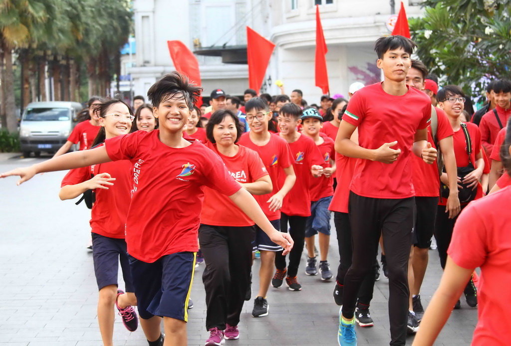​Tens of thousands ‘run for people’s health’ in Ho Chi Minh City