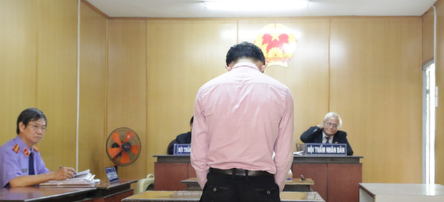 ​Ho Chi Minh City lecturer given suspended sentence for deceiving students