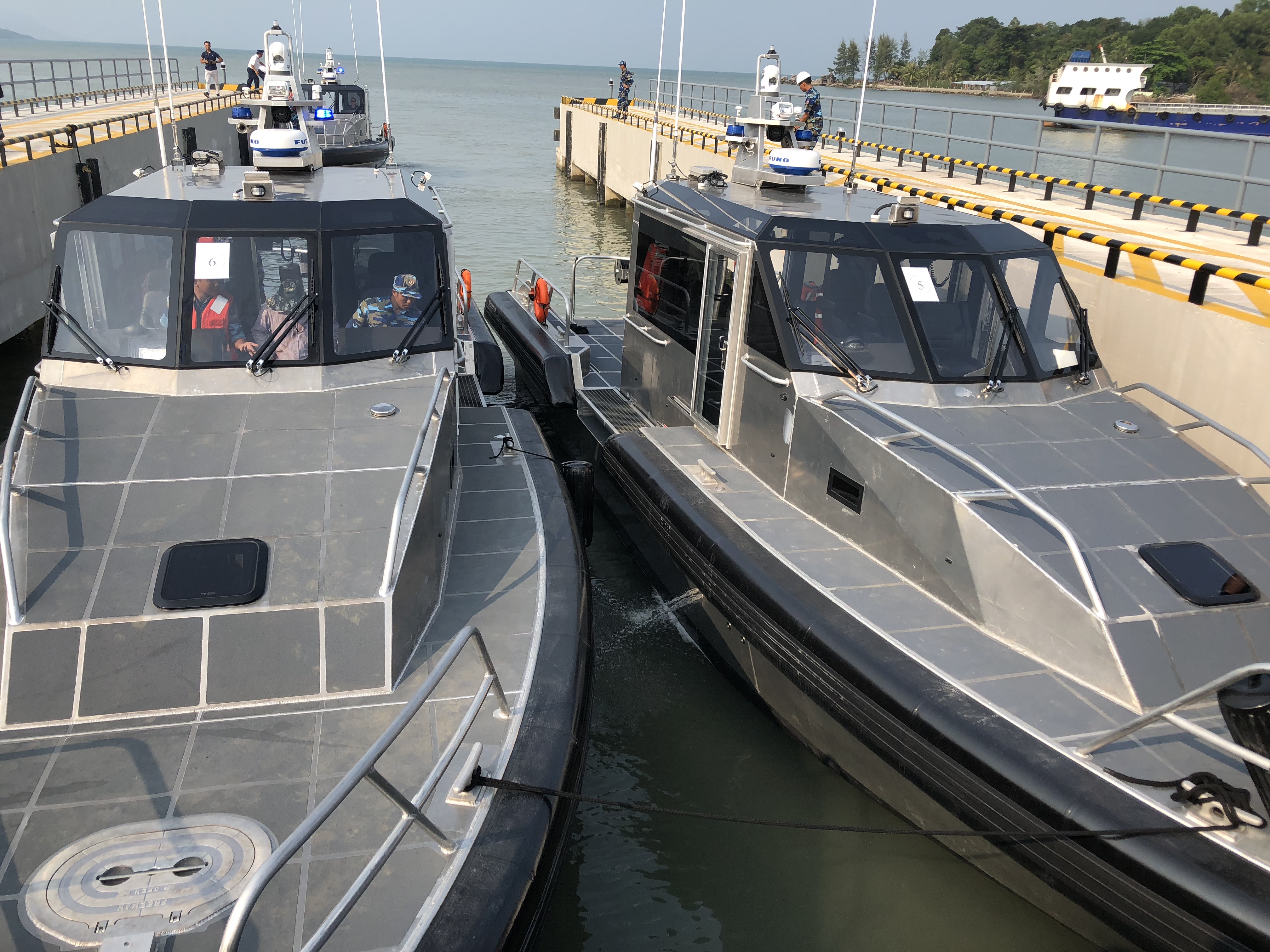 ​US transfers six Metal Shark patrol boats for Vietnam’s fight against ‘bad actors’