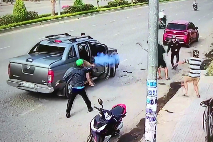 ​Police probe armed street brawl in southern Vietnam
