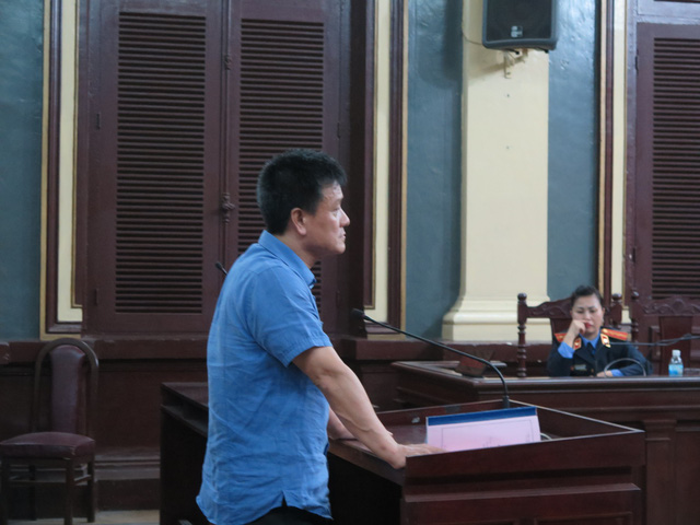 ​Ho Chi Minh City customs officer jailed for 12 years over bribery