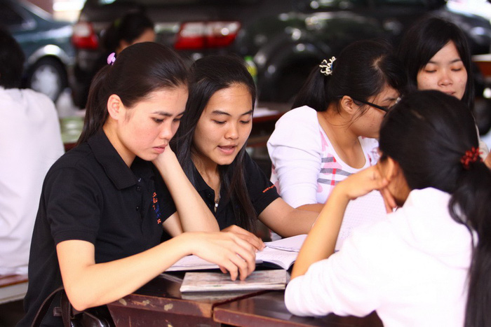 ​Vietnamese university requires students to undergo health check before graduation    