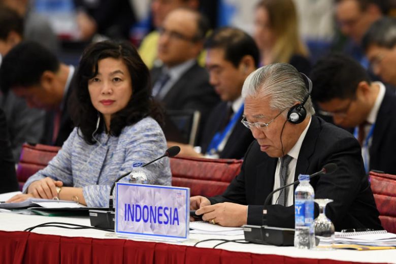 Indonesia urges Southeast Asian economies to bargain together on TPP