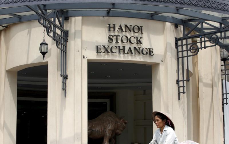 Vietnam stock valuations seen as pricey after IPO binge