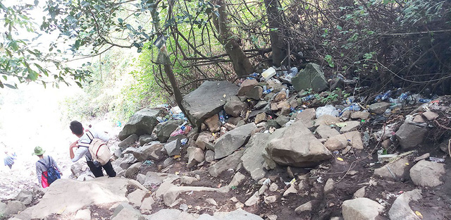 ​Garbage covers southern Vietnam’s highest mountain