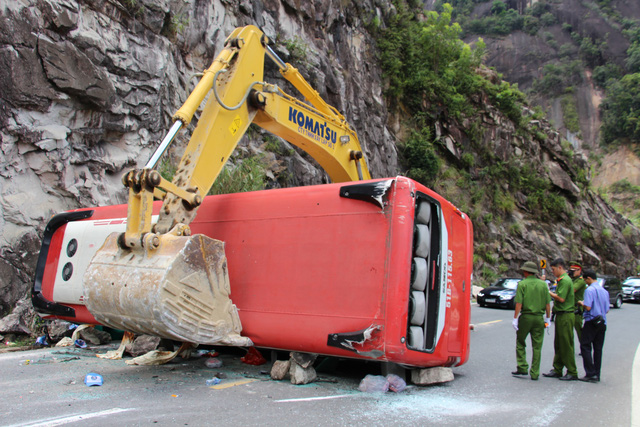 ​At least three killed as passenger bus crashes into mountainside in Vietnam