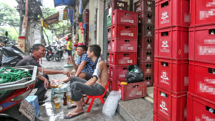 ​Why do Vietnamese drink so much?