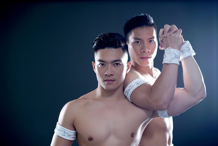 Vietnam’s Giang Brothers delay ‘thank-you’ show due to injuries
