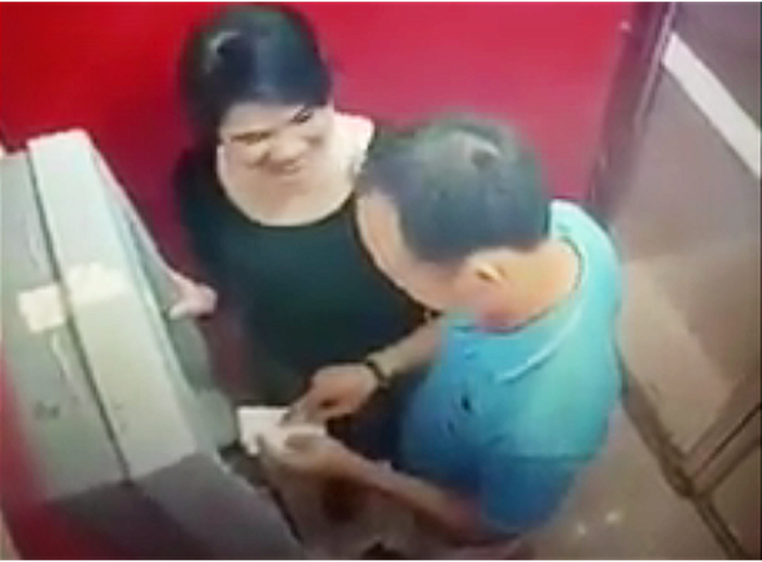 ​Vietnamese couple steals $660 from lost bank card with PIN written on it