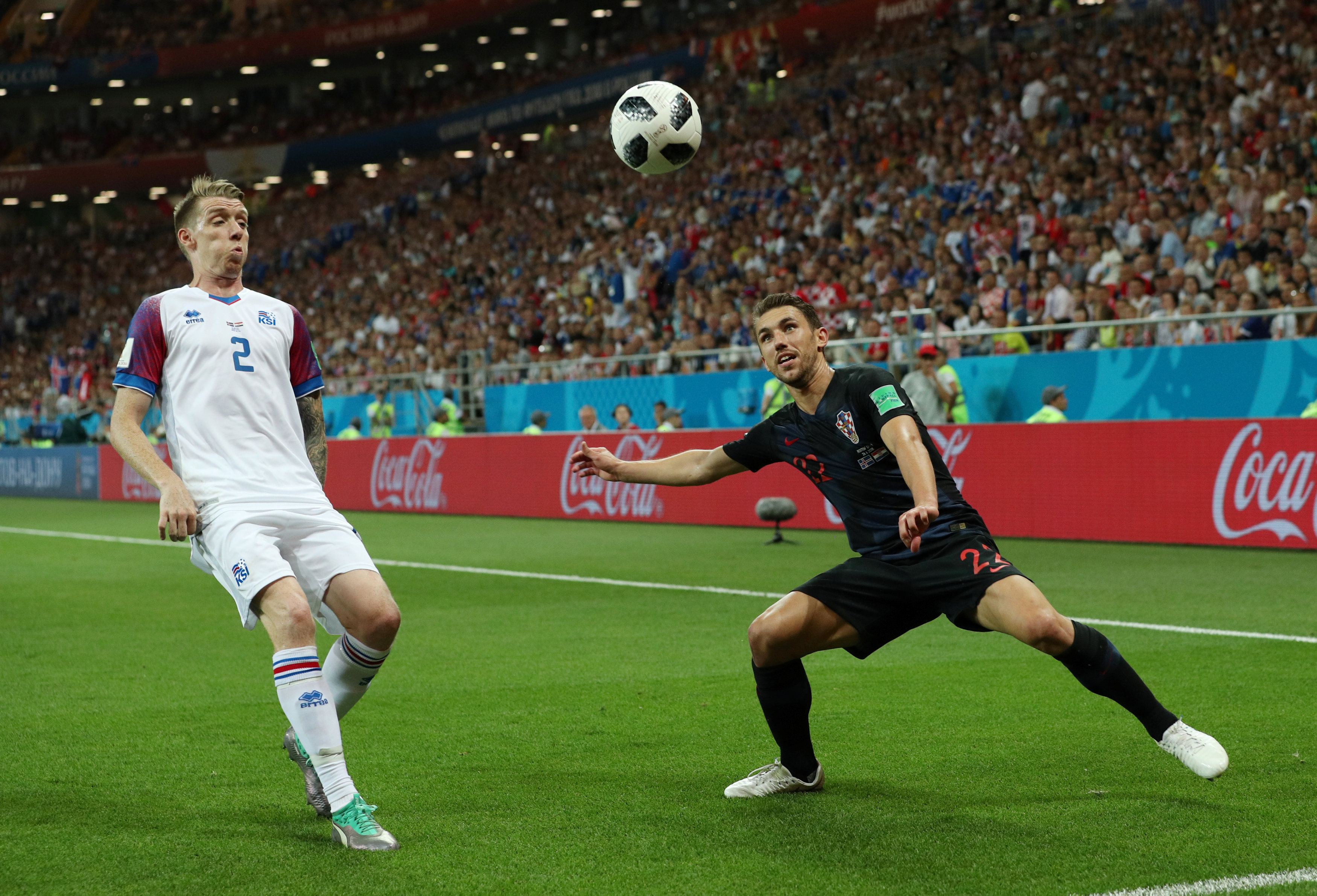 ​Brave Iceland sunk by late Perisic strike