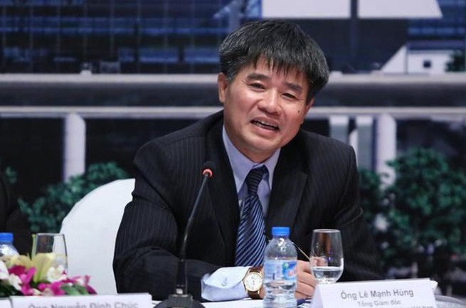 ​Director of Vietnam’s airport watchdog signs 76 appointments prior to retirement
