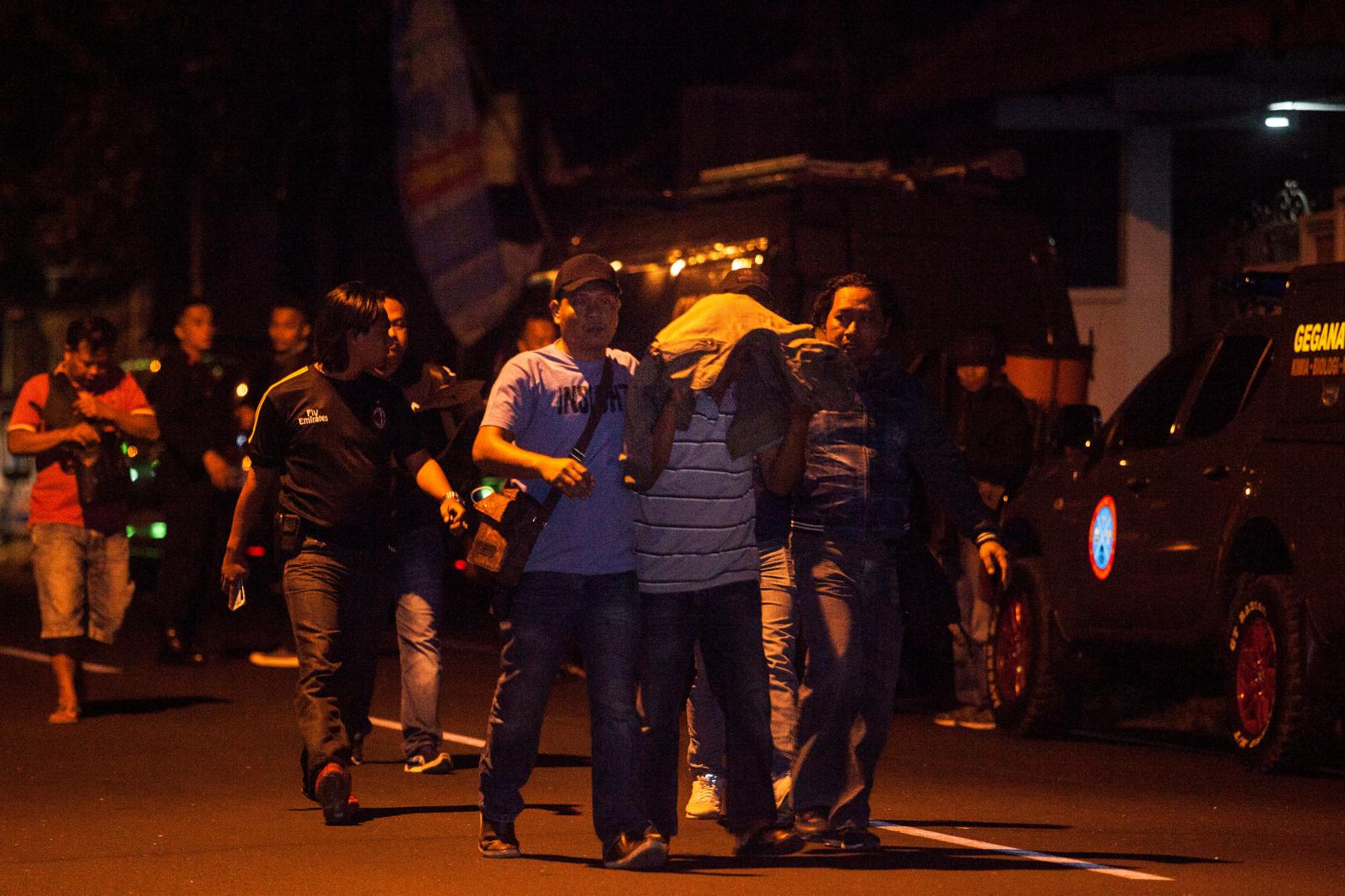 Indonesian police shoot dead three suspected militants