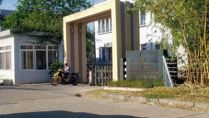 Vietnamese school requires teachers to give five years’ notice on quitting