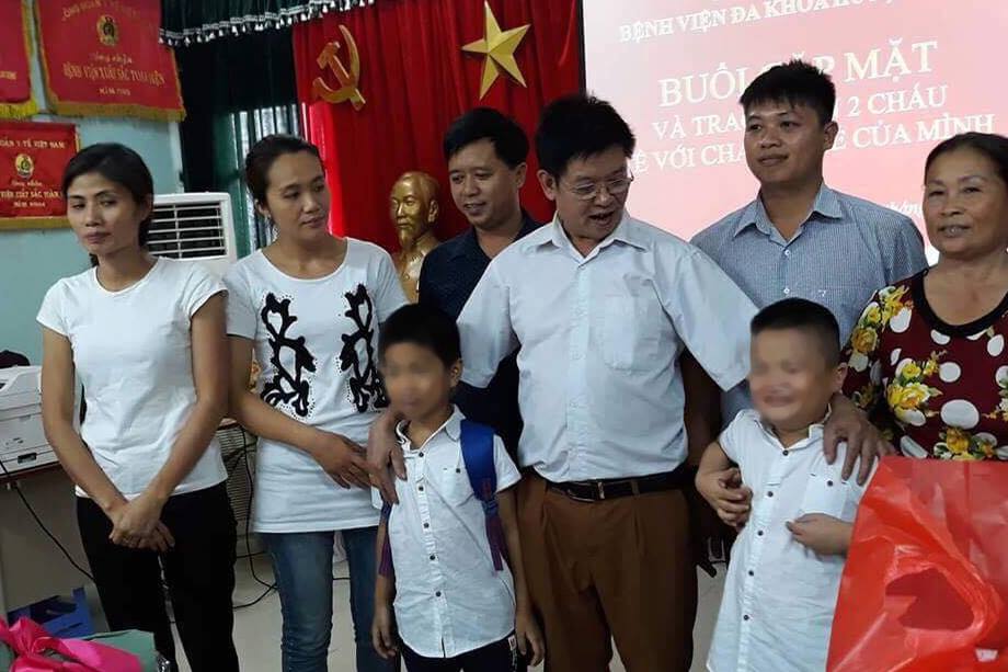 Vietnamese switched-at-birth children returned to biological parents​