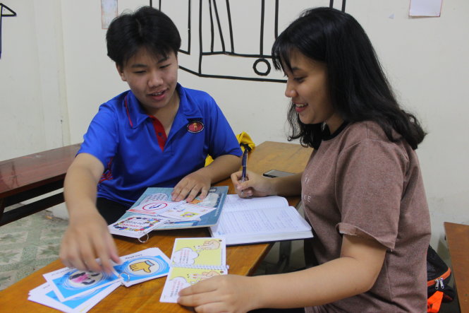 ​Two Vietnamese freshmen create sexual abuse education products for children