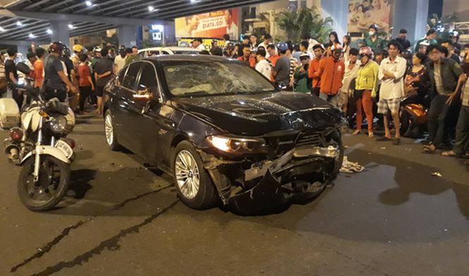 Driver claims to be sober, blames high heels for fatal crash in Saigon