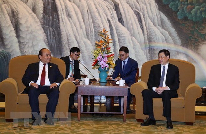 PM welcomes Shanghai companies to do long-term business in Vietnam