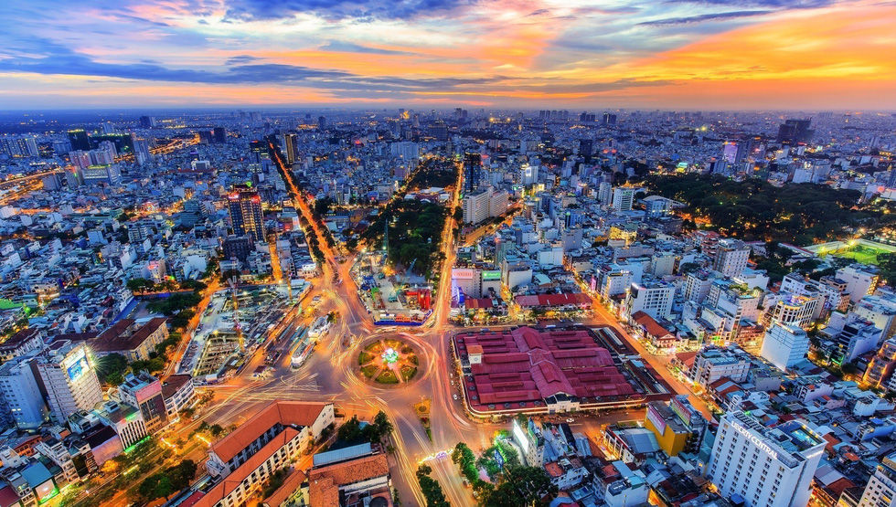 Vietnamese photographer captures stunning aerial photos of Saigon