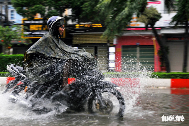 Rain dampens south-central, southern Vietnam as storm Usagi approaches mainland