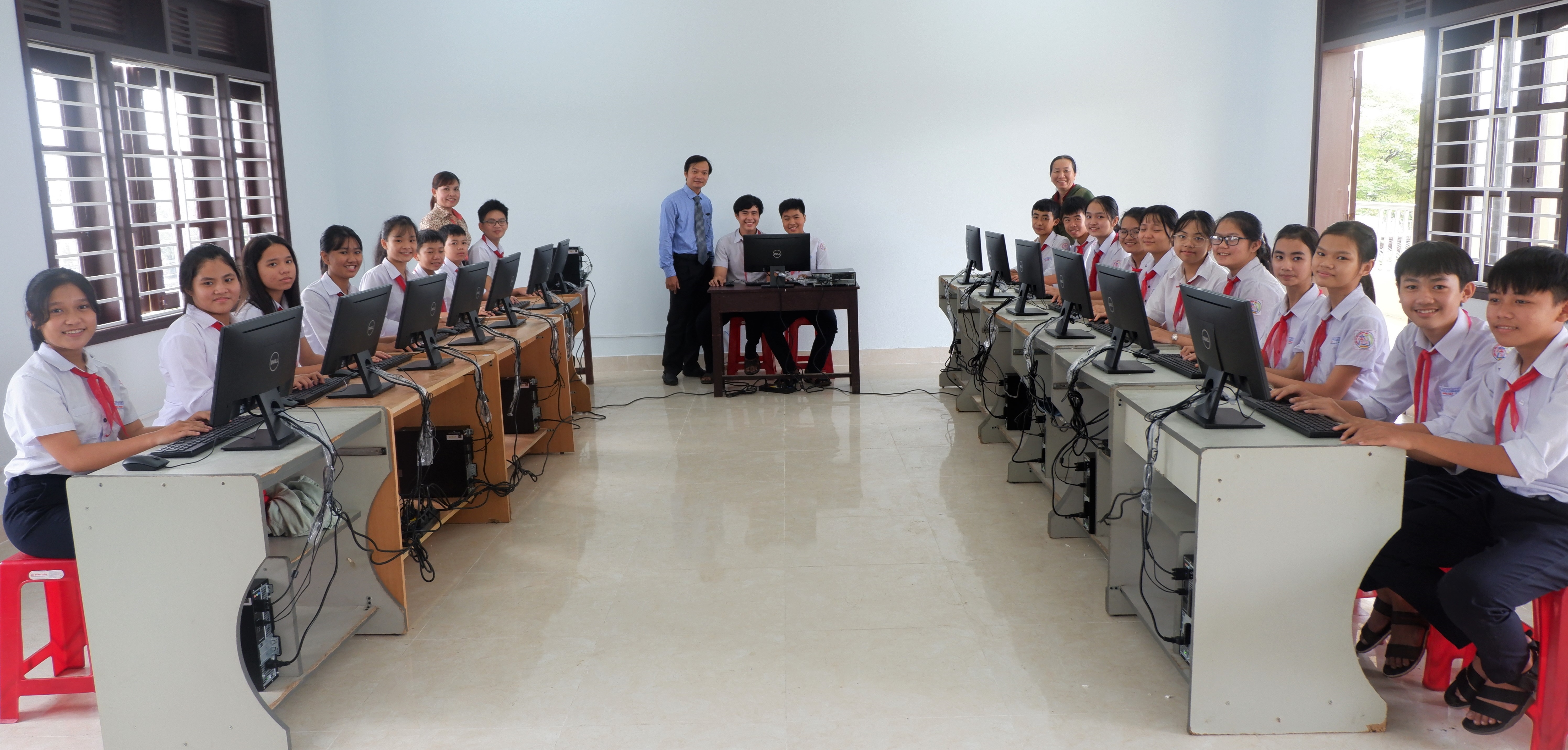 Rural IT education in central Vietnamese province