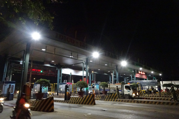 Ho Chi Minh City toll station shuts down over drivers’ objection