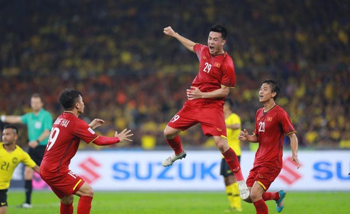 Vietnam held to 2-2 draw by Malaysia in AFF Championship final thriller