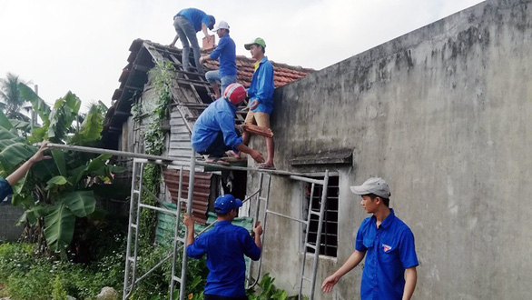 Builders construct houses free of charge for the needy in Vietnam