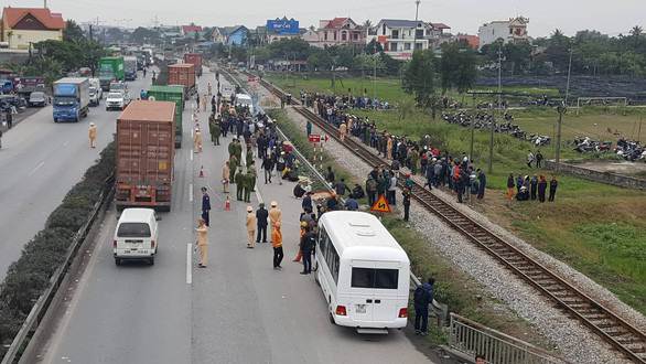 Truck driver tests positive for drugs following crash that killed 8 in northern Vietnam