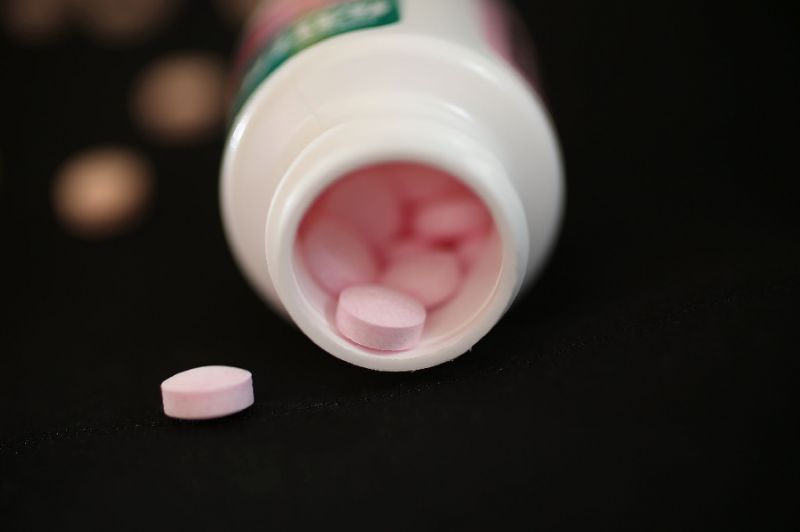 Bleeding risks may offset aspirin's benefit vs heart disease