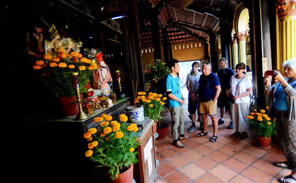 Traveling during Tet not a good idea: expats
