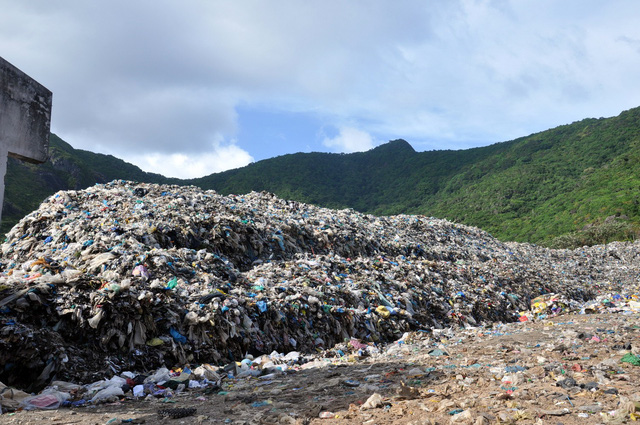 Garbage from Vietnam’s Con Dao Islands to be shipped to mainland for treatment