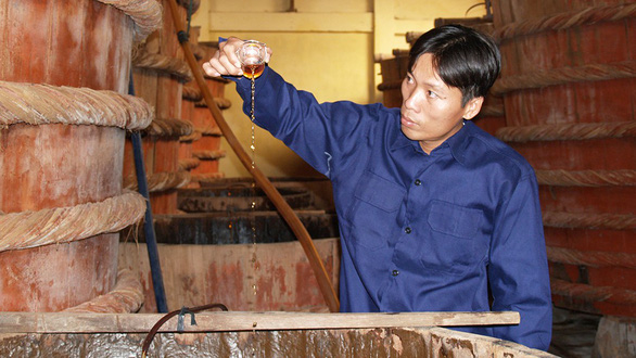 Traditional Vietnamese fish sauce makers decry draft standard for production