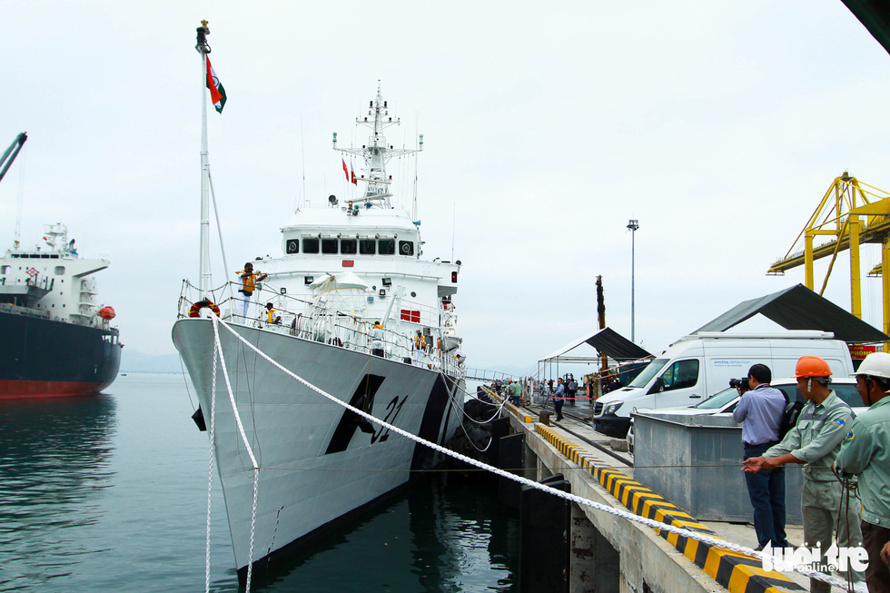 Indian Coast Guard ship makes port call to Vietnam