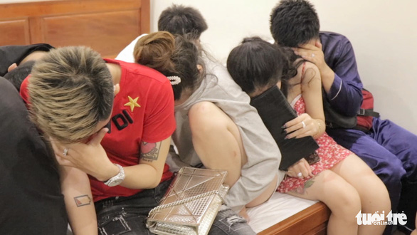17 men, women caught using drugs inside motel in Vietnam’s Mekong Delta