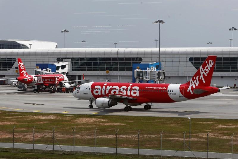 AirAsia's plan to launch Vietnam carrier fails to take off