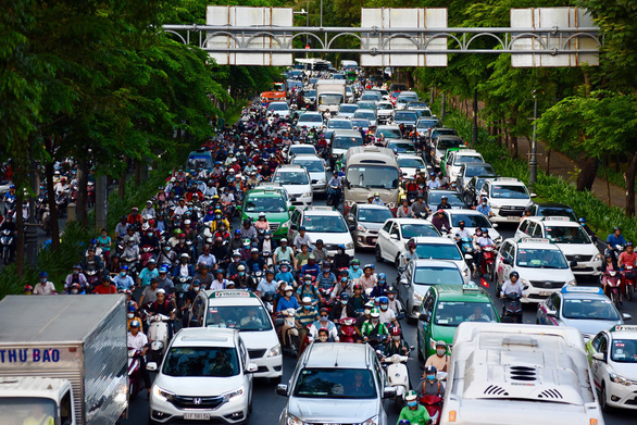 Traffic hell as people leave Vietnam’s big cities for five-day holiday