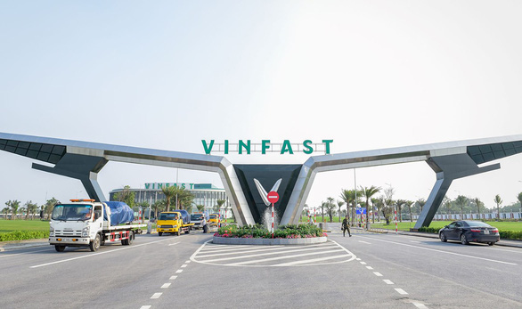 Vietnam’s Vingroup launches electric bus arm